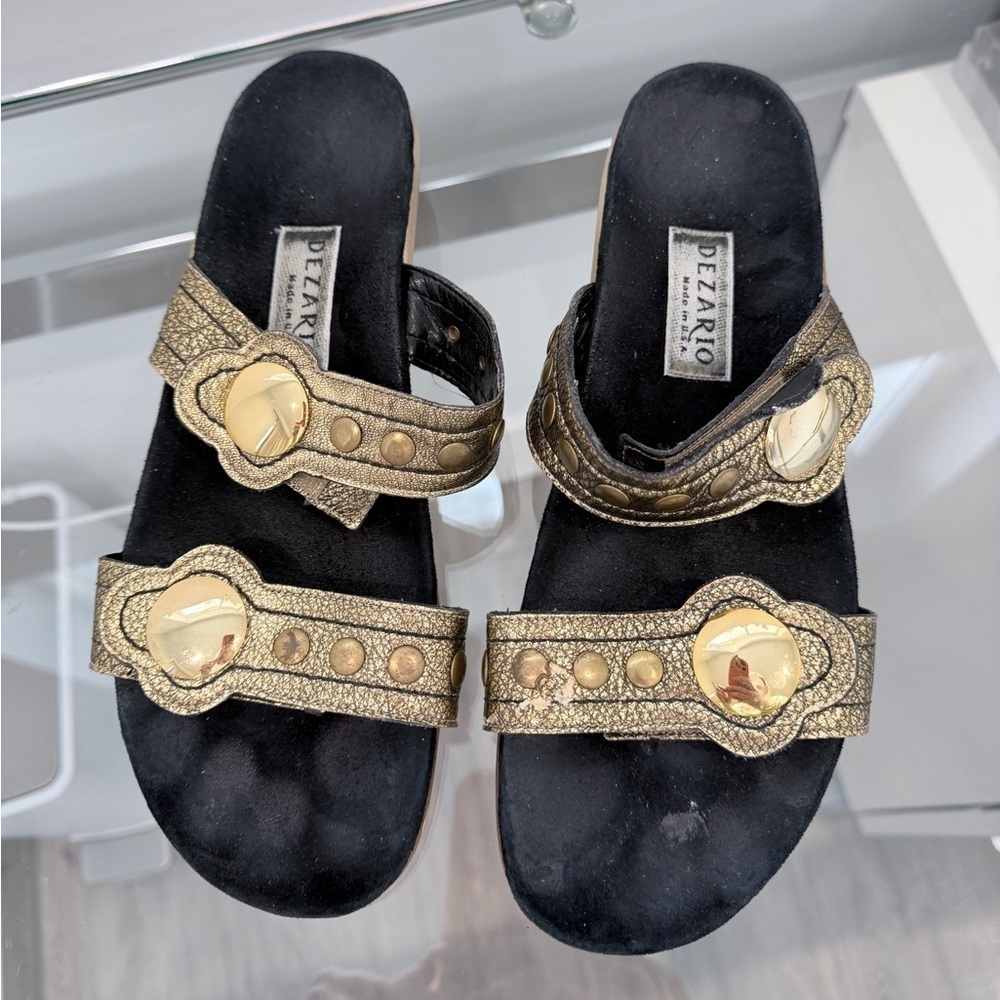 Dezario Gold Slides Sandals (9) - Picture 2 of 6